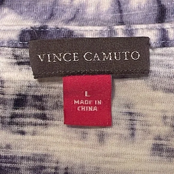 VINCE CAMUTO Top. Size Large - Picture 8 of 11